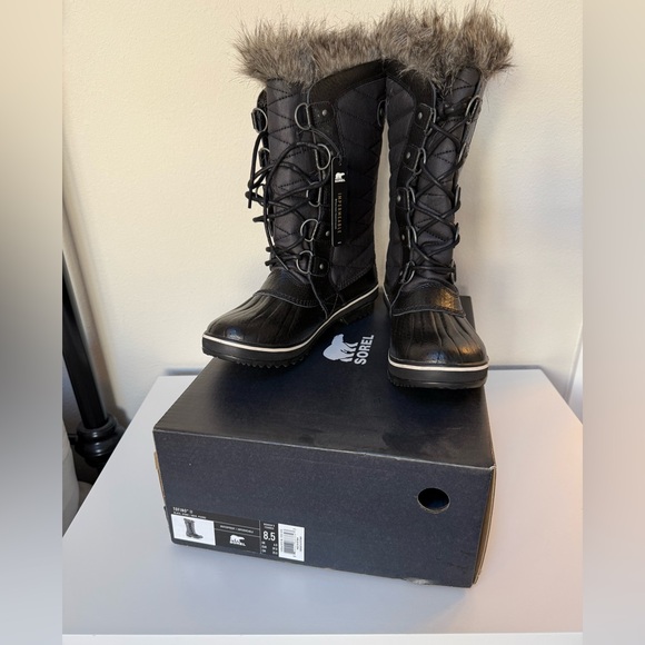 NIB Sorel Tofino II Women's Quilted Black/Stone Waterproof Winter Boots, 8.5M - Picture 3 of 8